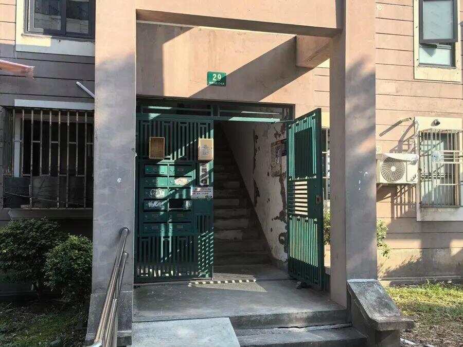 上海多个小区1700多个门禁集体失效
